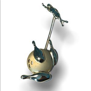 Rare Vintage BOWLING Action Pin